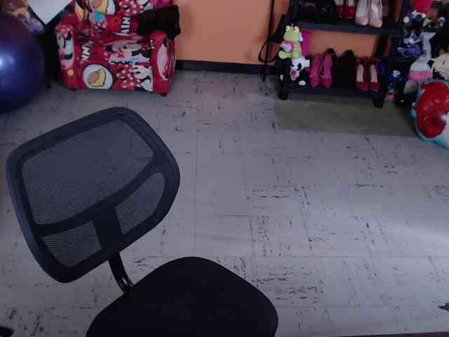MissMia webcam