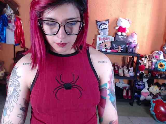 MissMia webcam