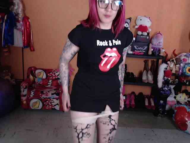 MissMia webcam