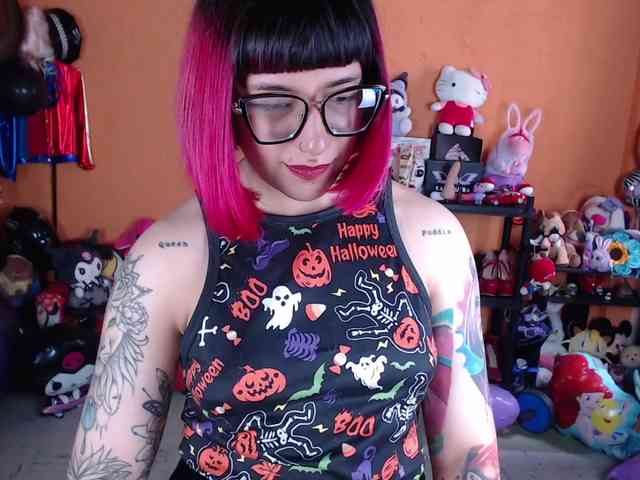 MissMia webcam