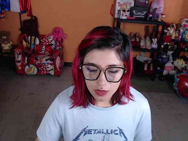 MissMia webcam
