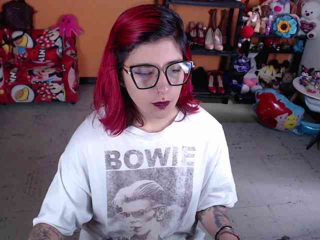 MissMia webcam