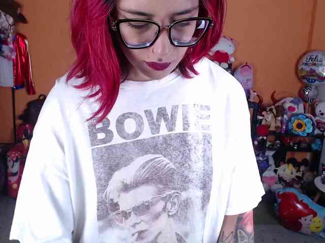 MissMia webcam
