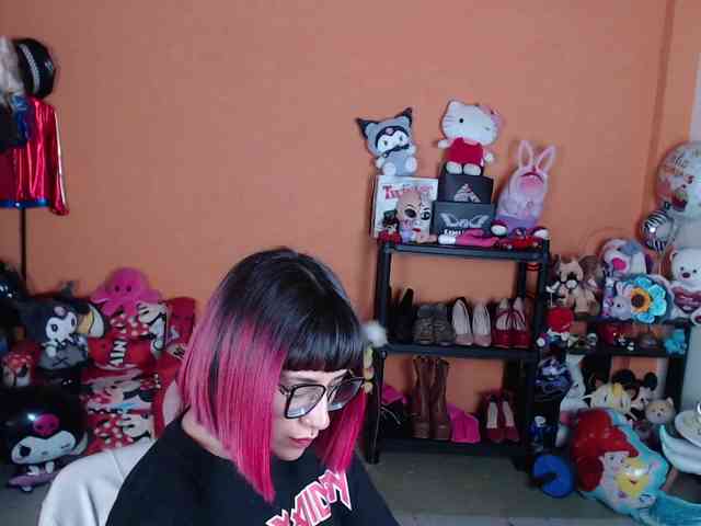 MissMia webcam