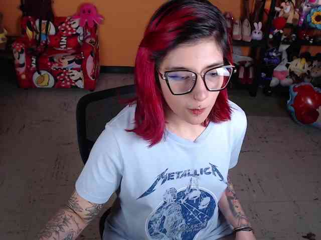 MissMia webcam