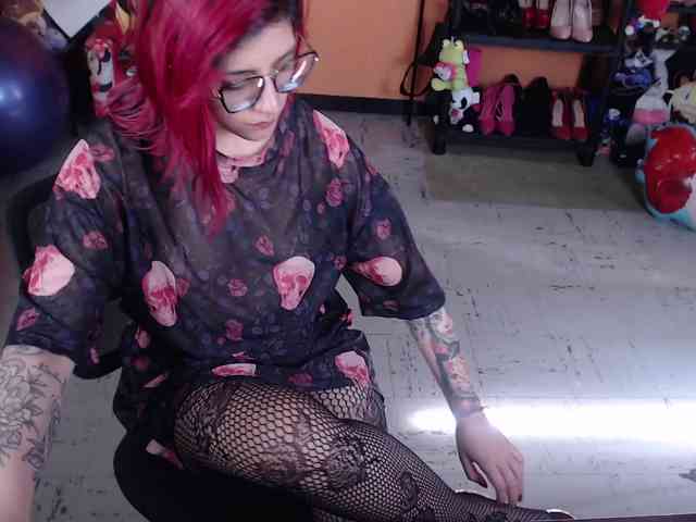 MissMia webcam