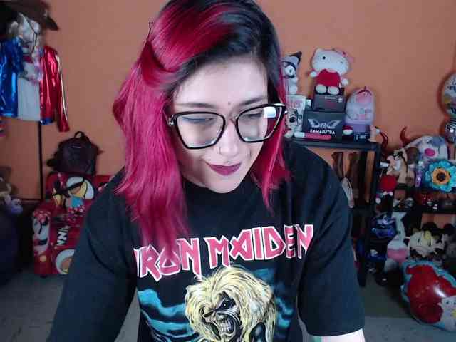 MissMia webcam