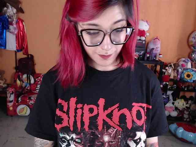 MissMia webcam