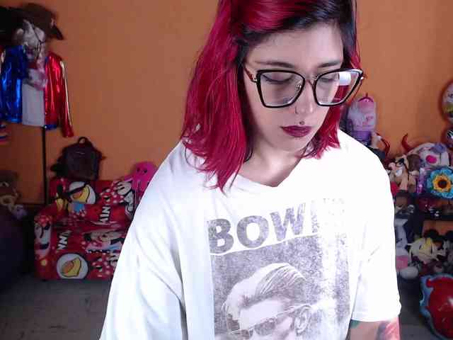MissMia webcam