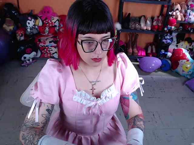 MissMia webcam