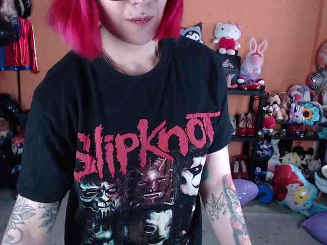 MissMia webcam