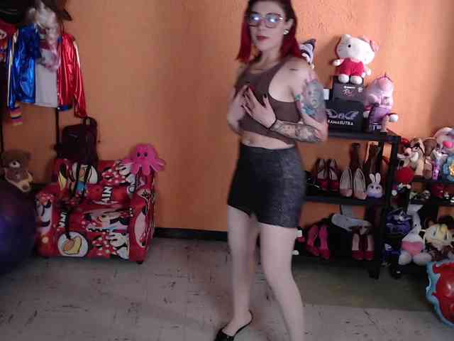 MissMia webcam