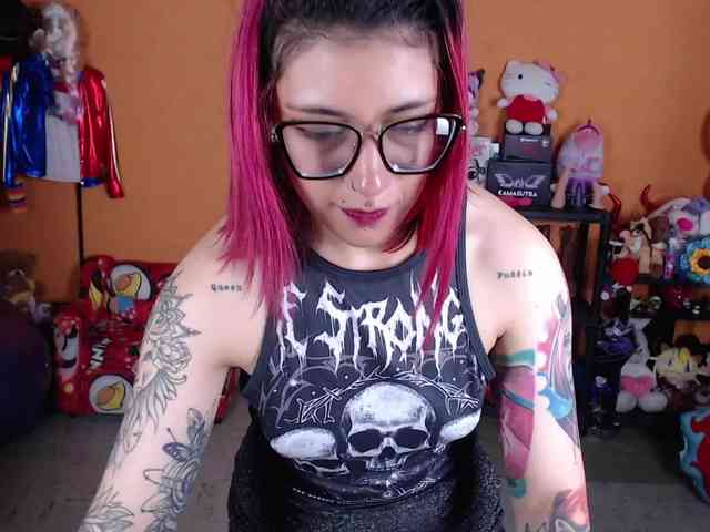 MissMia webcam