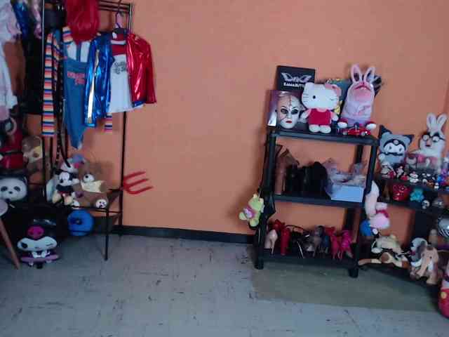 MiaJhons Live Webcam on BongaCams