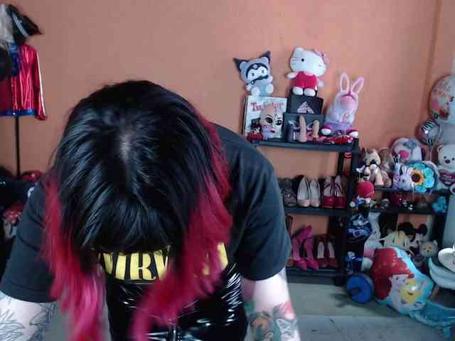 MissMia webcam