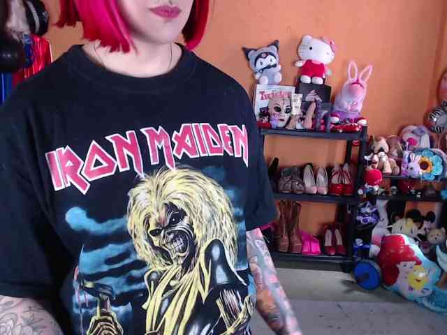 MissMia webcam