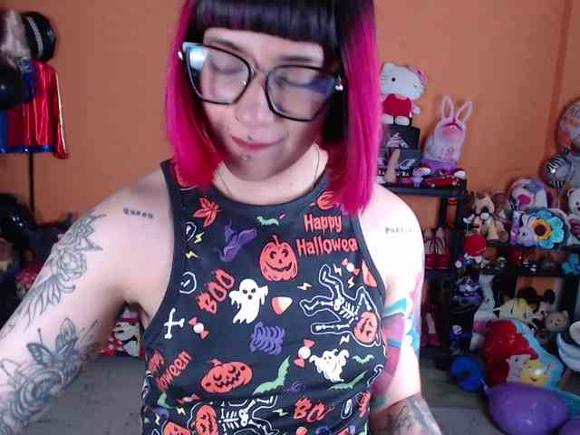 MissMia webcam