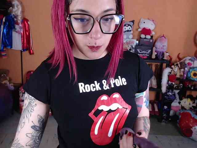 MissMia webcam