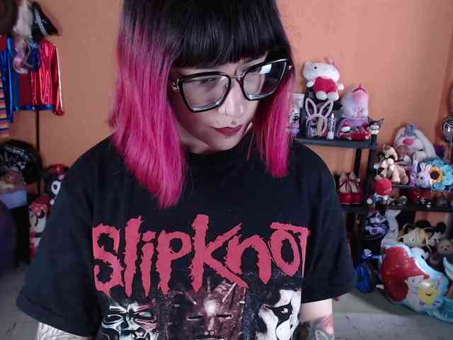 MiaJhons Live Webcam on BongaCams