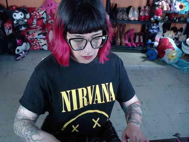 MissMia webcam