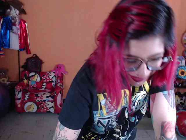MissMia webcam