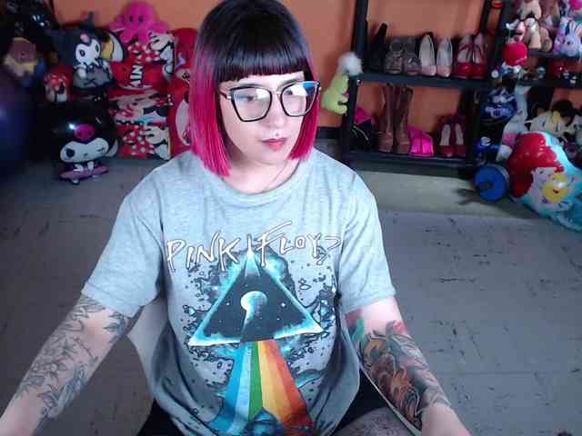 MissMia webcam