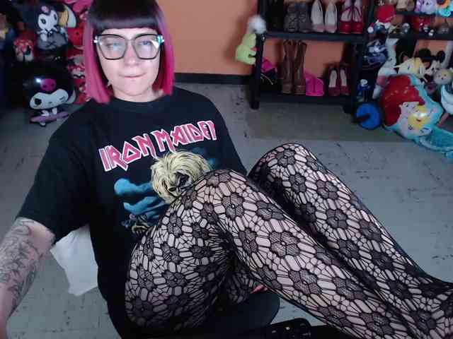 MissMia webcam