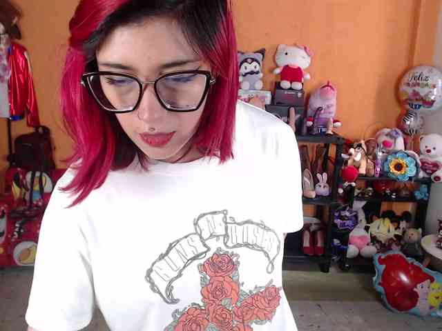MissMia webcam
