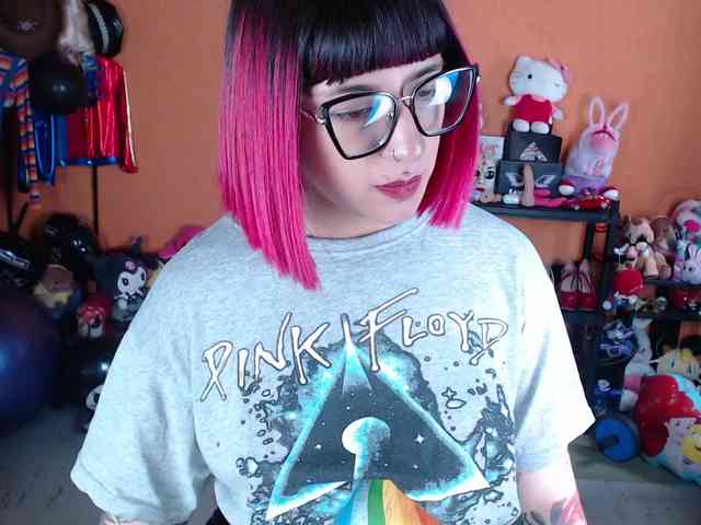 MissMia webcam