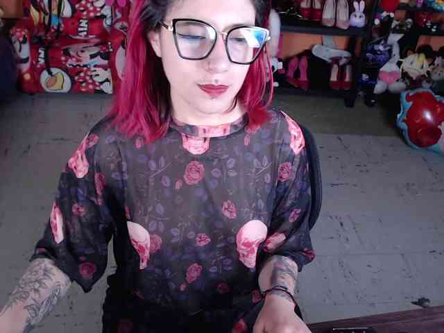 MissMia webcam