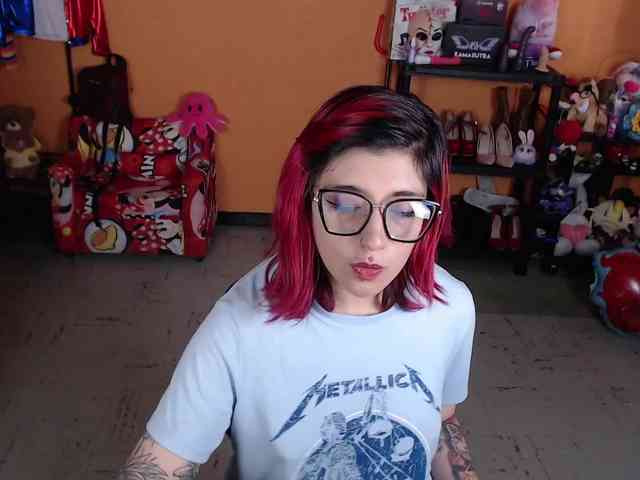 MissMia webcam