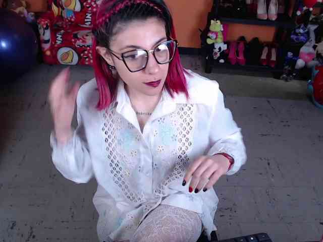 MissMia webcam