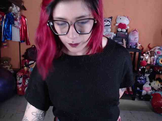 MissMia webcam