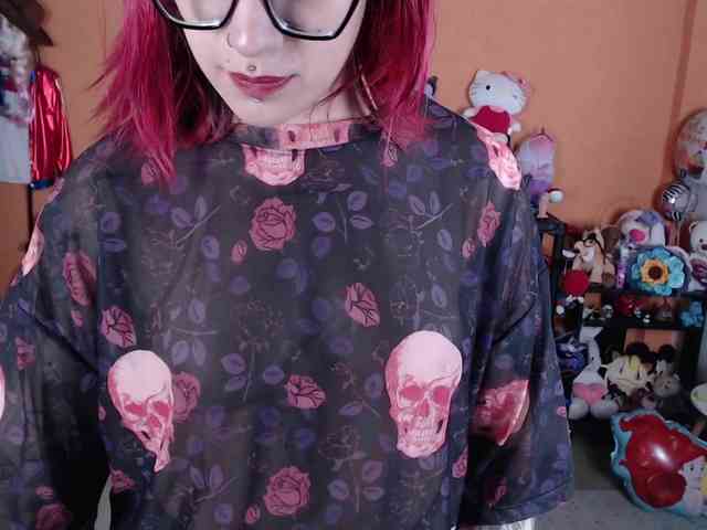 MissMia webcam
