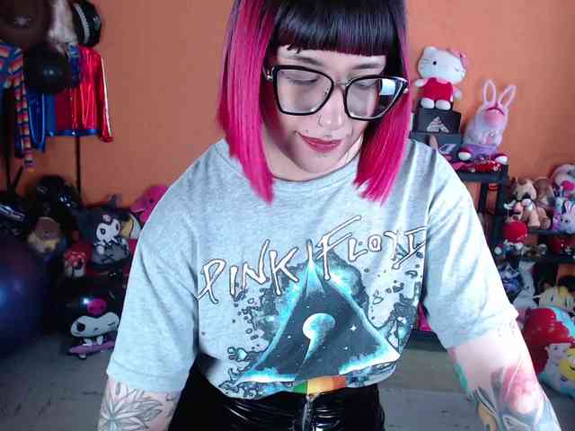MissMia webcam