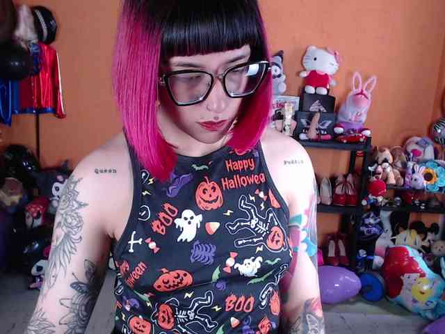 MissMia webcam