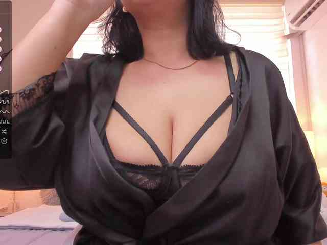 IrisEvans webcam