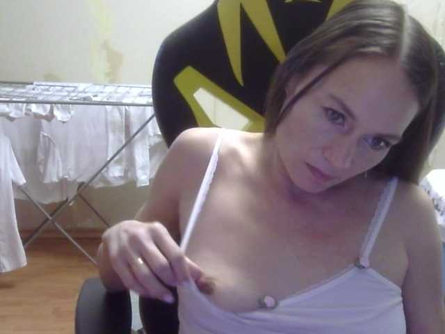 Elen1's BongaCams show and profile