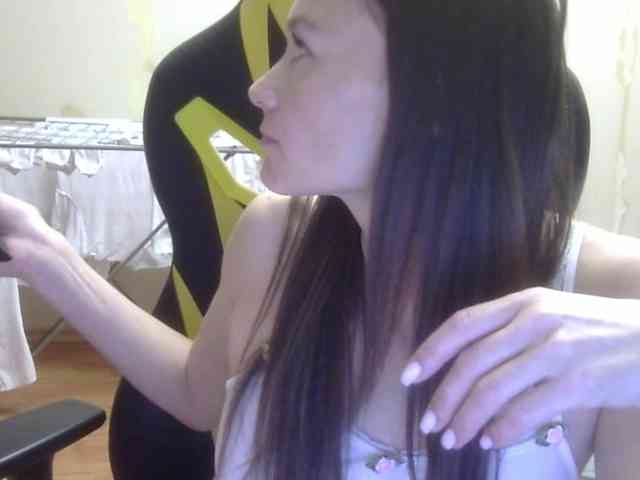 Elenaa90 webcam