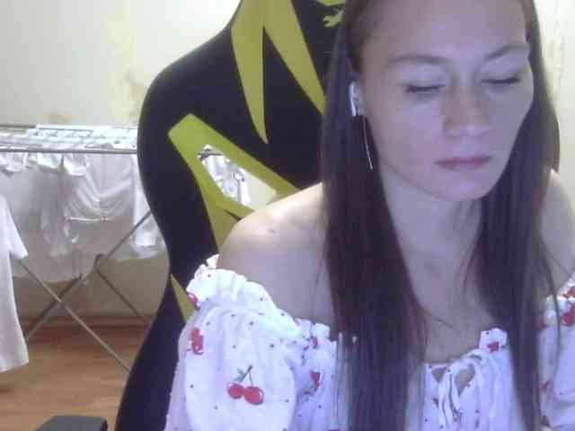 Elenaa90 webcam