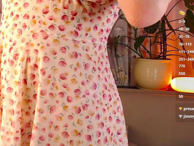 Robin-02's BongaCams show and profile