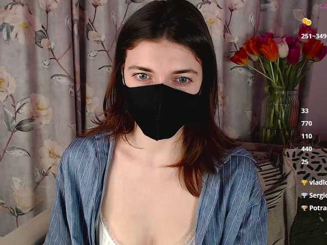 Robin-02's BongaCams show and profile