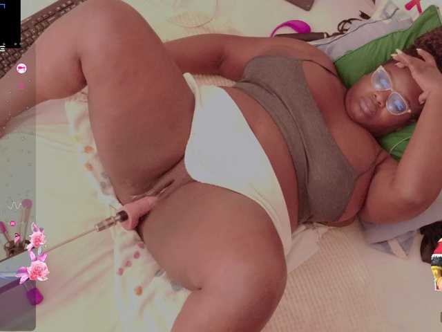 jhoxy-m's BongaCams show and profile