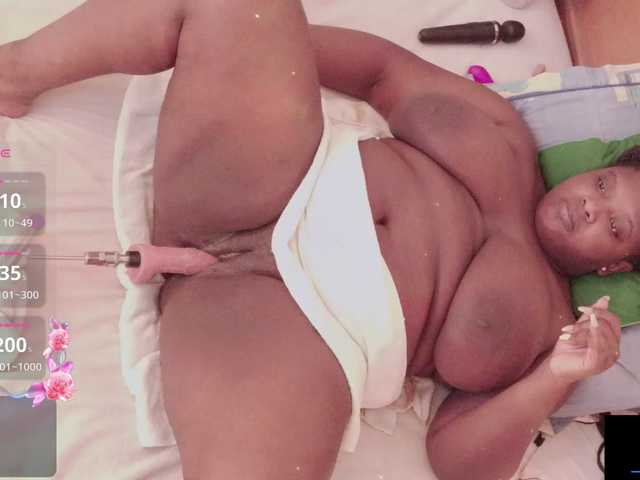 jhoxy-m's BongaCams show and profile