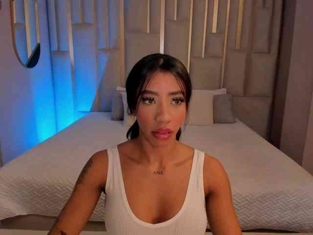 online chat LindseyCox