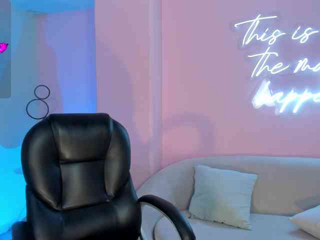 LindseyCox webcam