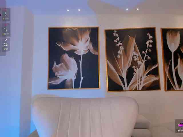 LindseyCox webcam