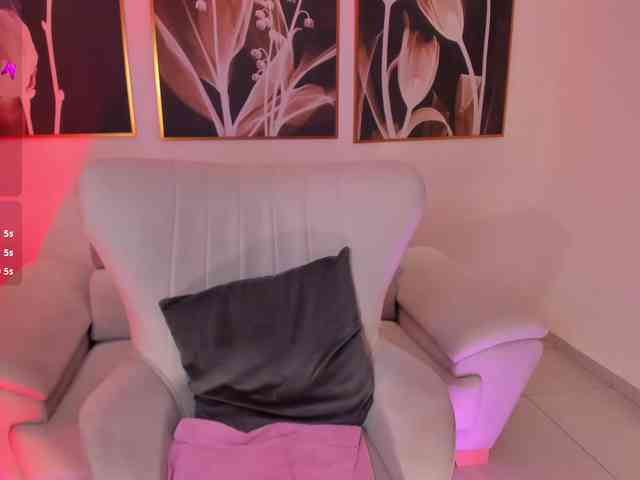 LindseyCox LindseyCox