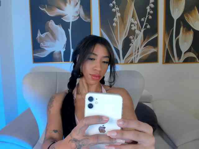 LindseyCox webcam