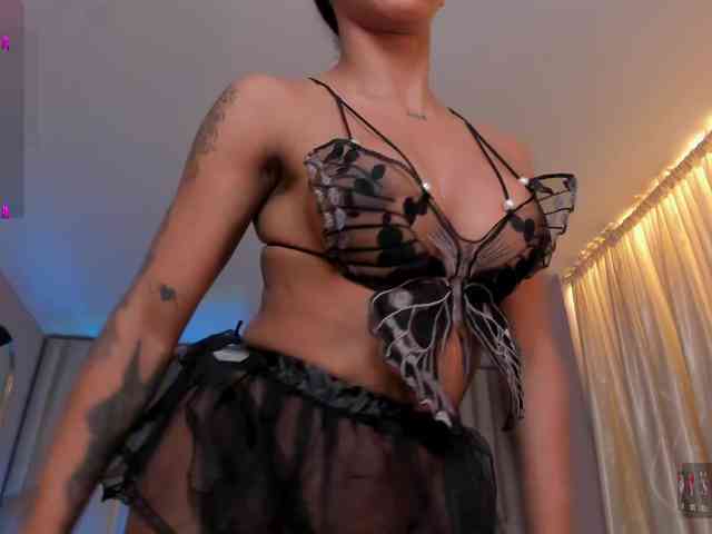 LindseyCox webcam